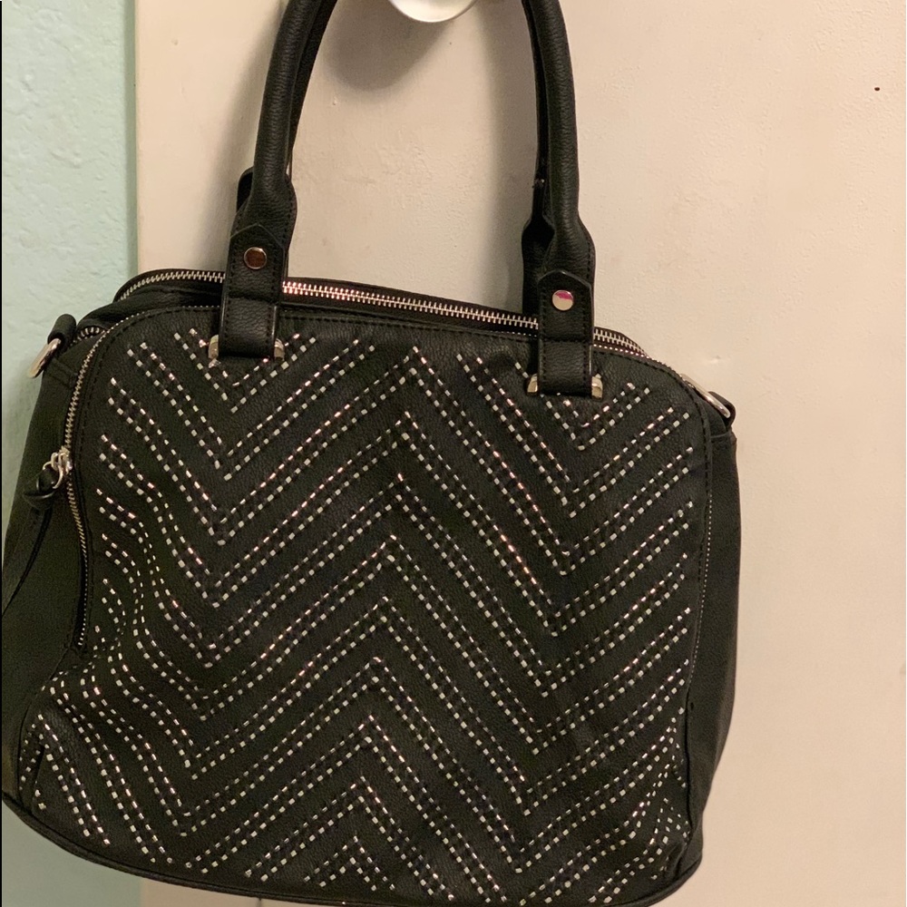 Buckle satchel